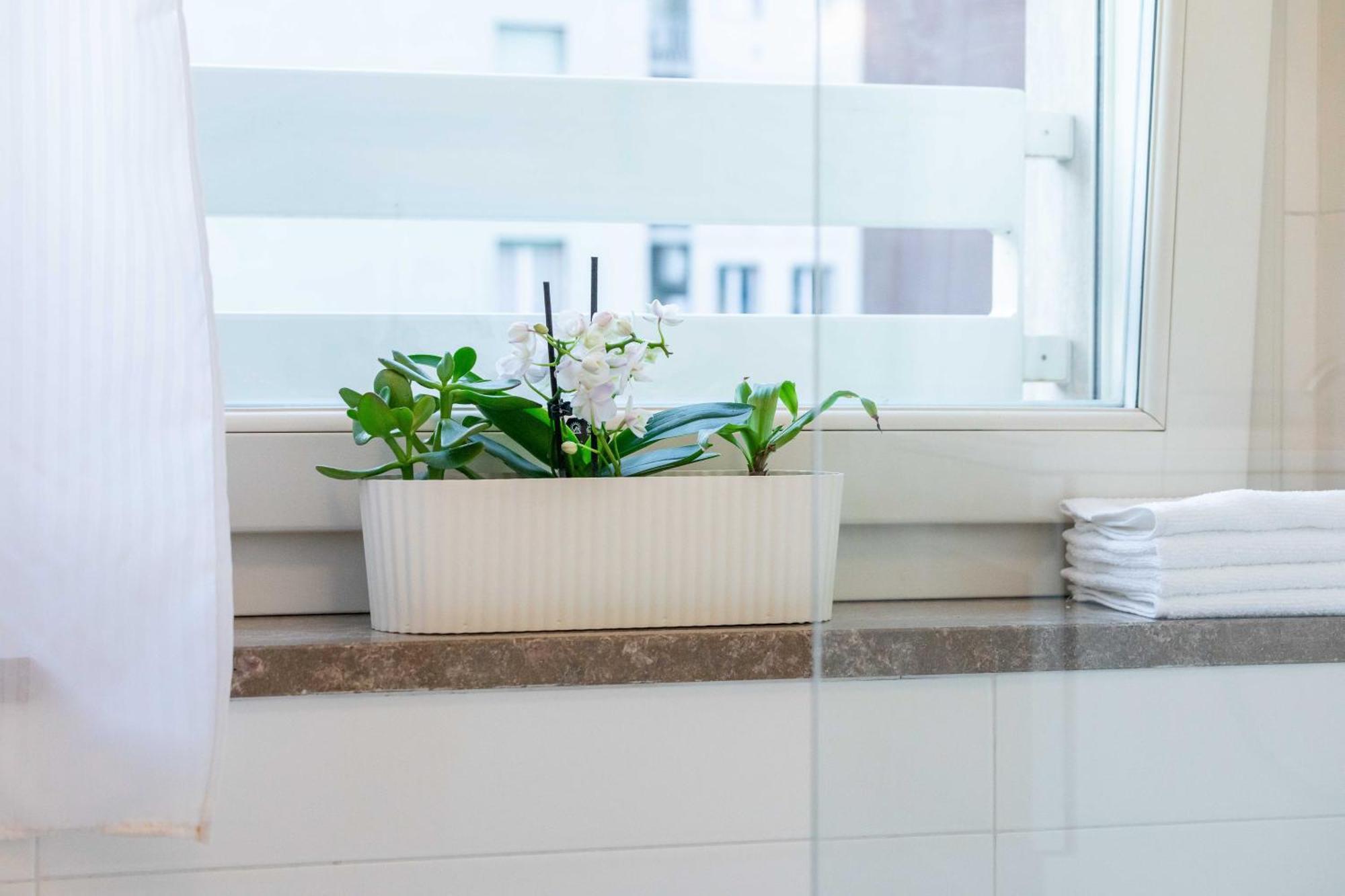 Luxury Apartment - Free Private - Parking Maestri Campionesi 16 Milano Ngoại thất bức ảnh